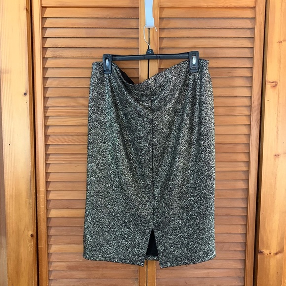 Torrid Metallic Pencil Skirt💋💋💋💋💋💋💋💋💋💋💋💋💋💋💋💋💋 - Picture 7 of 7